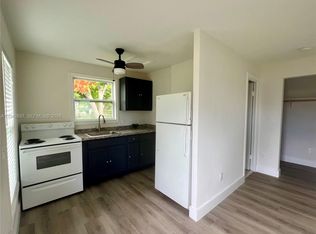 161 NW 6th St #2, Homestead, FL 33030