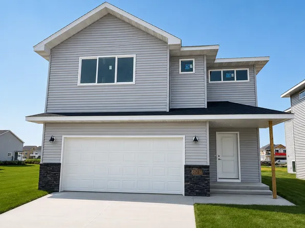 6781 30th St S, Fargo, ND 58104