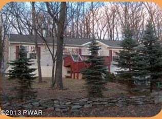 82 Mustang Rd, Lake Ariel, PA 18436