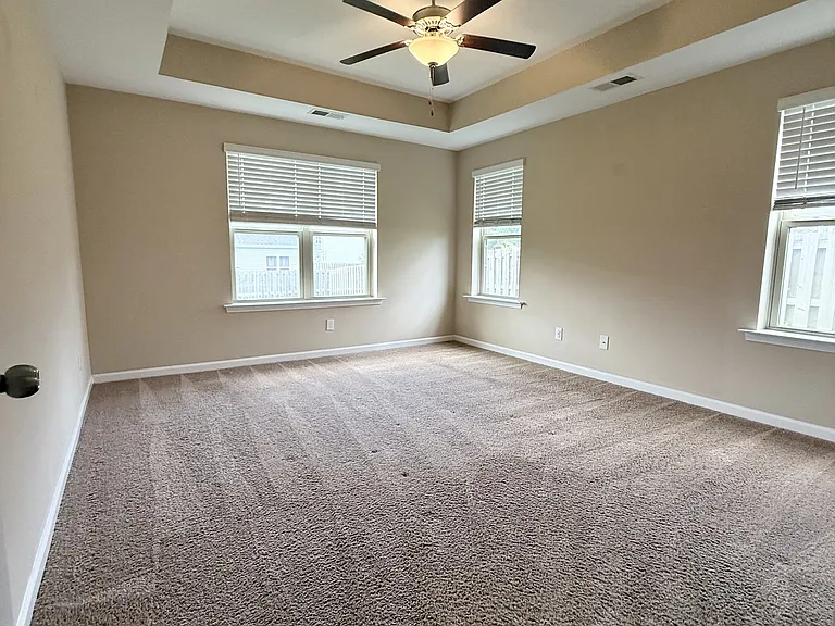 222 Skyway Dr — Photo 12