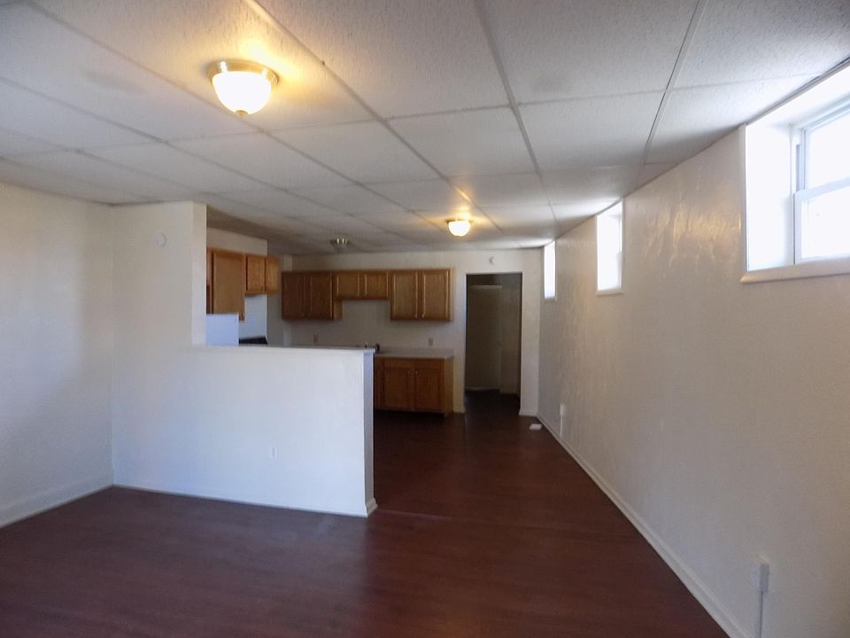 2nd image of 2000 Brownsville Rd #1