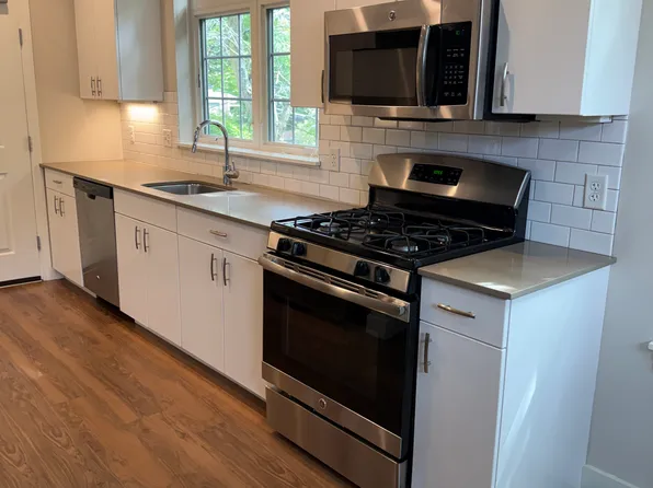 11 Alder St, Waltham, MA