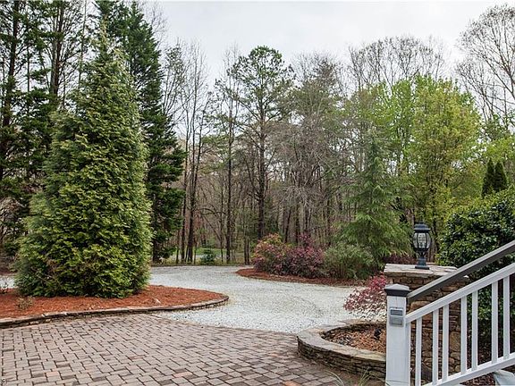 3rd image of 5413 Saddlewood Dr