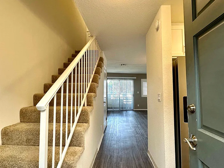 Terrace Trousdale — Photo 32