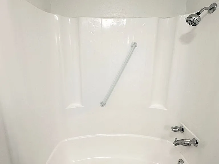 144 Smith Ave #13 — Photo 11