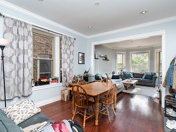 4th image of 2725 N Kedzie Ave #2