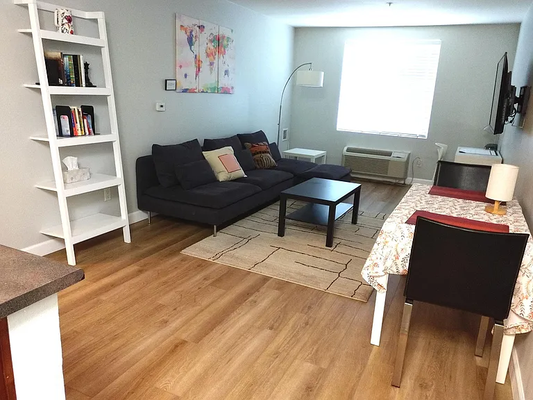 1435 India St #204 — Photo 2