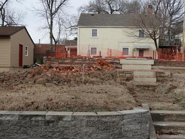 2nd image of 515 N 4th St