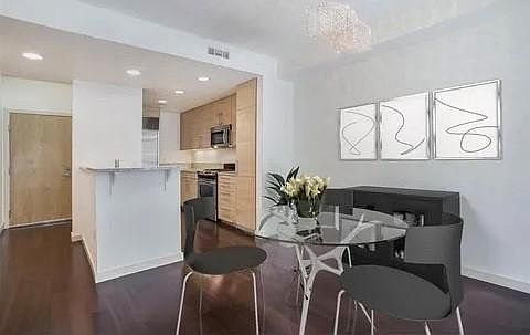 3rd image of 1655 N California Blvd APT 336
