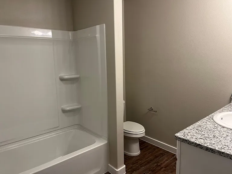 2911 Abbeville Ave — Photo 19