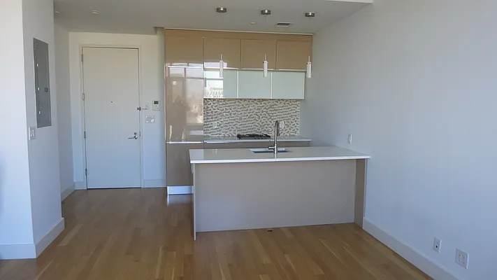 Rented by City View Living | media 28