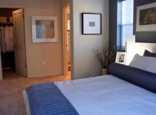 215 NW Edgeway Dr APT 407, Beaverton, OR 97006