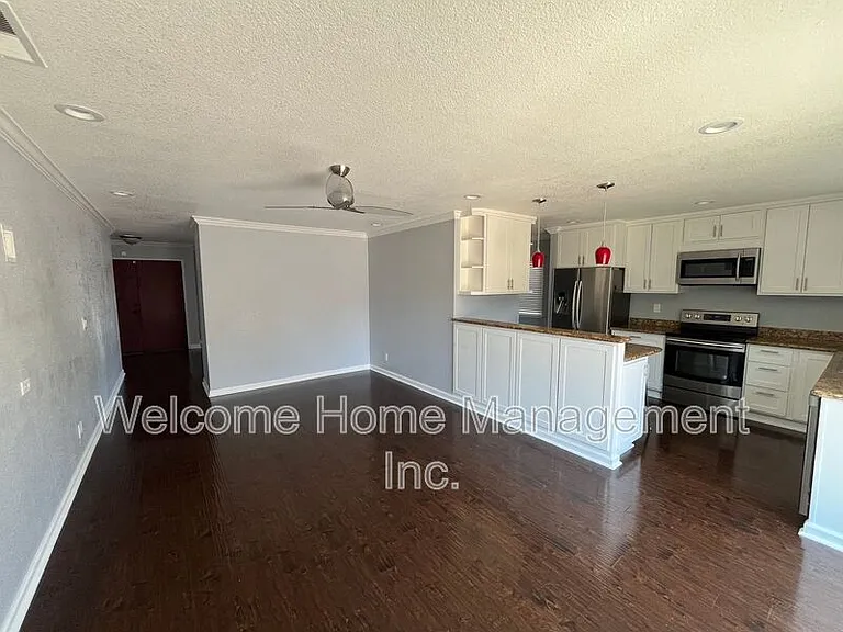 30726 Wainwright Ct — Photo 8