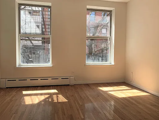 Rented by Bond New York | media 15