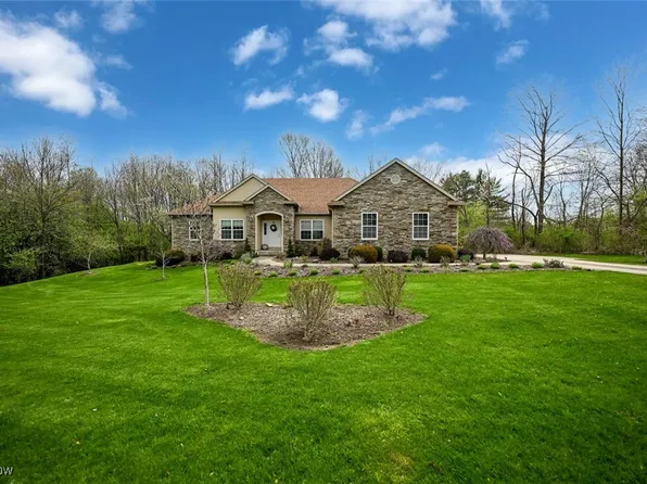 93 N Hametown Rd, Akron, OH 44333