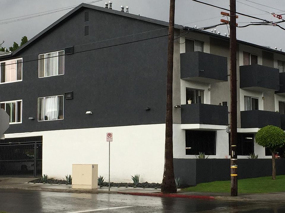 1st image of 5112 Oakland St #115