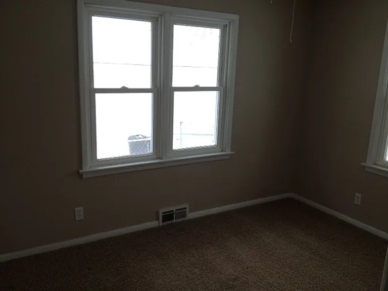 1111-1115 E Hazard Ave — Photo 6