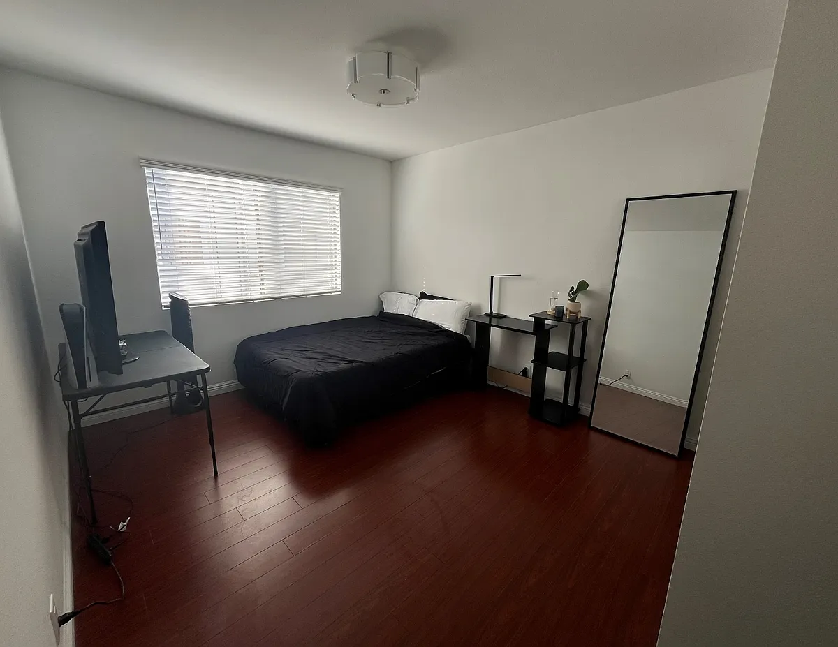 Building Photo - 315 S Chandler Ave #B