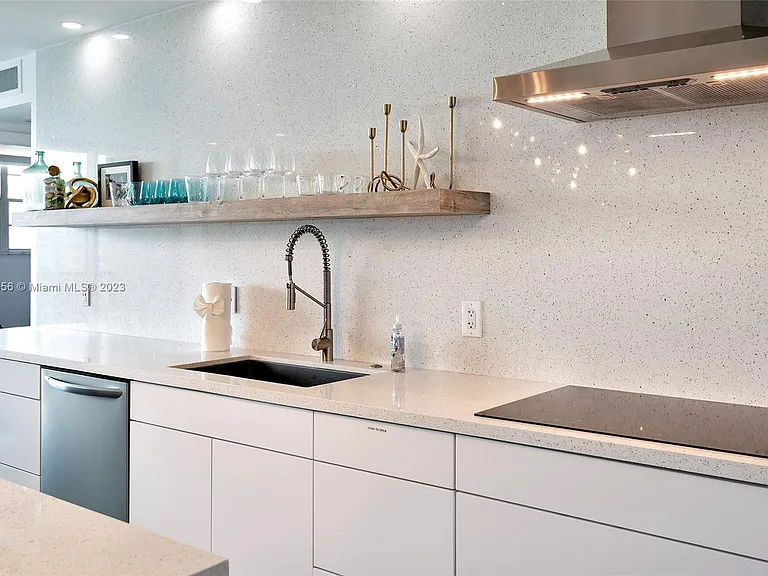 4001 S Ocean Dr #14H — Photo 10