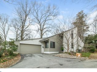 7 Azalea Ln, Media, PA 19063