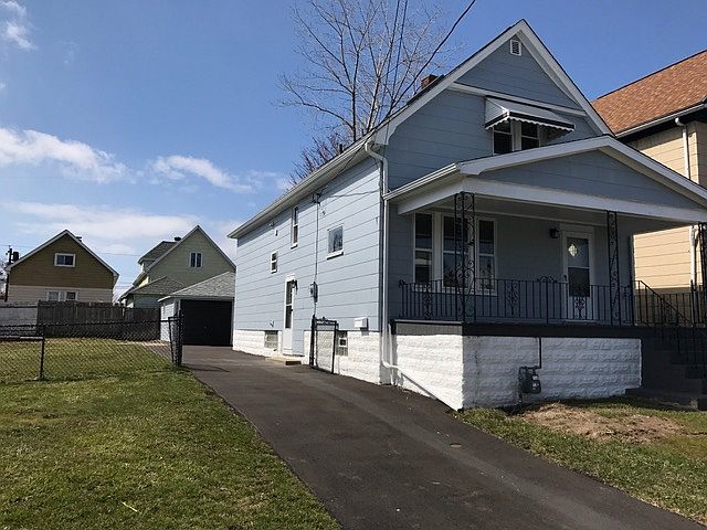 1st image of 286 Fenton St