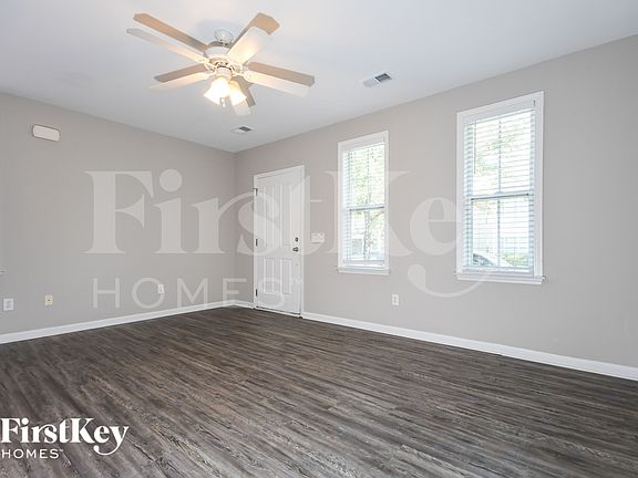 4th image of 405 Verbena Ave