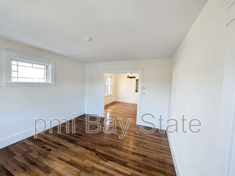 37 Brainard St — Photo 11