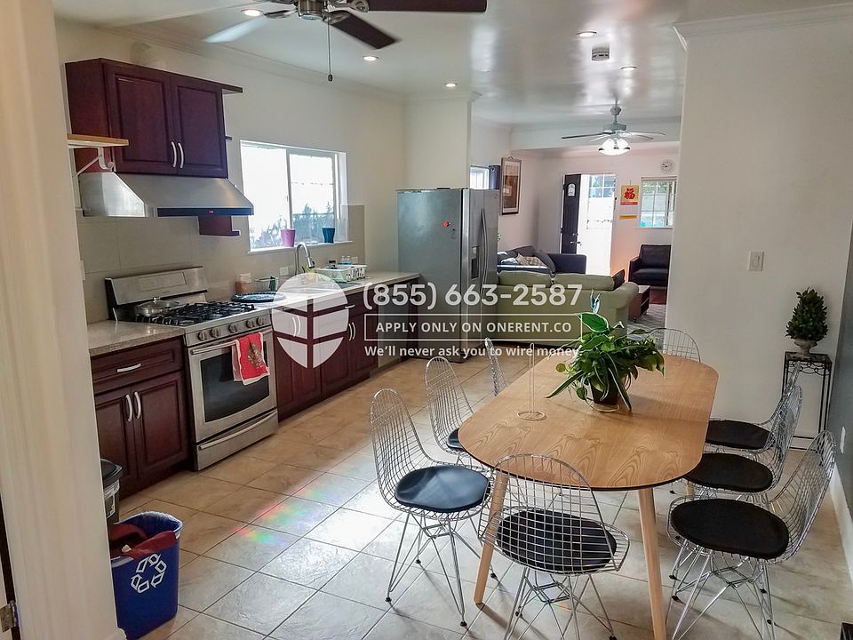 1st image of 812 Peninsula Ave