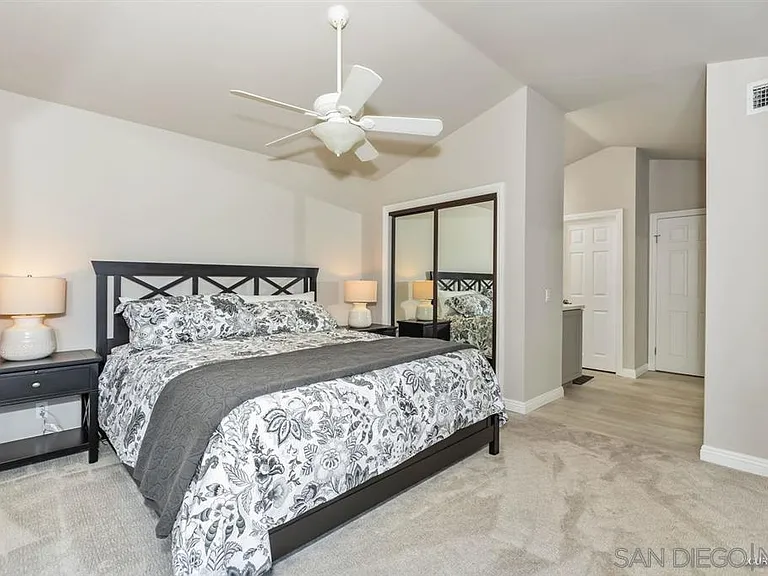 10470 Ridgewater Ln — Photo 17