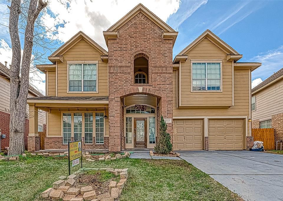 1st image of 16435 Beewood Glen Dr