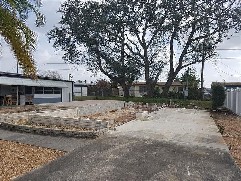 2nd image of 5148 River Birch Ave