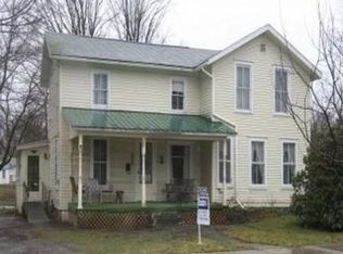 75 Jamestown St, Randolph, NY 14772