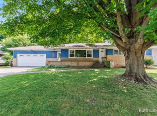 6830 Linden Ave SE, Grand Rapids, MI 49548
