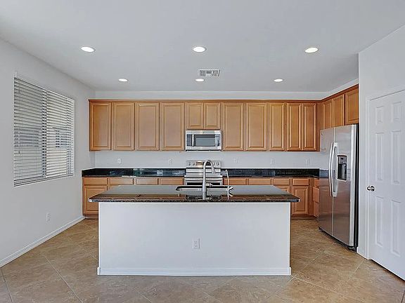4th image of 4456 W Maggie Dr