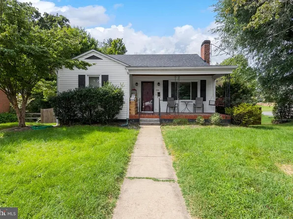 534 S Church St, Charles Town, WV 25414