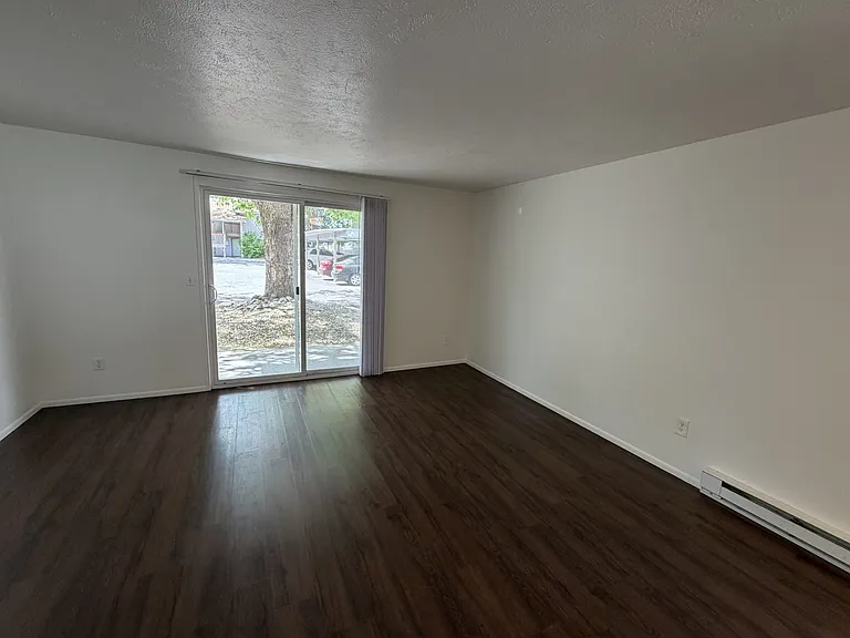 3414 S Grand Blvd #102 — Photo 5