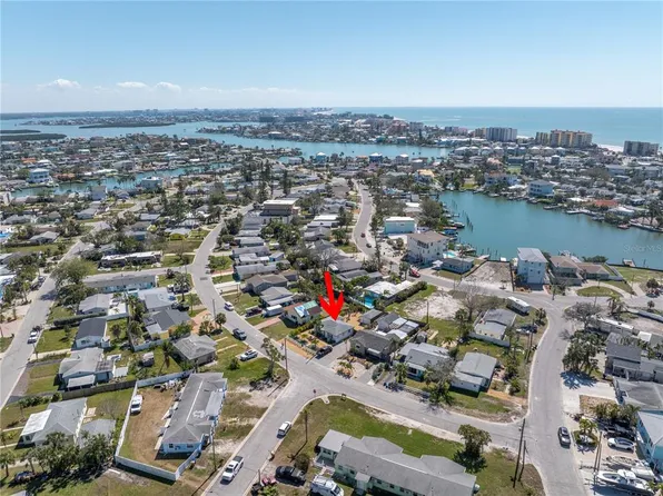 14066 Marguerite Dr, Madeira Beach, FL 33708