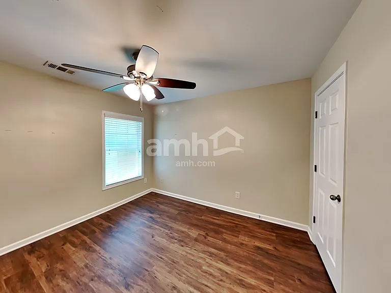 211 Sawtooth Ct — Photo 16