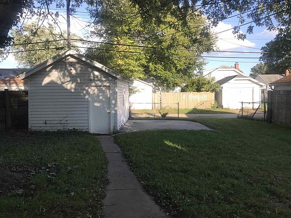 4th image of 438 S Edison Ave