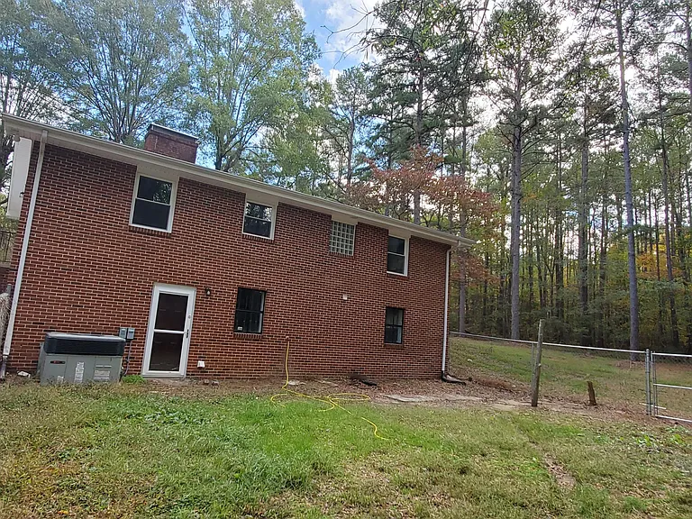 3733 Cub Creek Rd — Photo 6