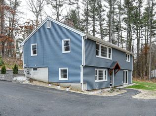 348 Pleasant St, Dunstable, MA 01827