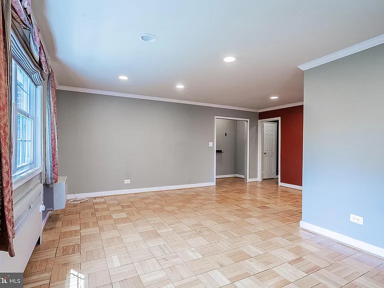 4374 N Pershing Dr #43744 — Photo 8
