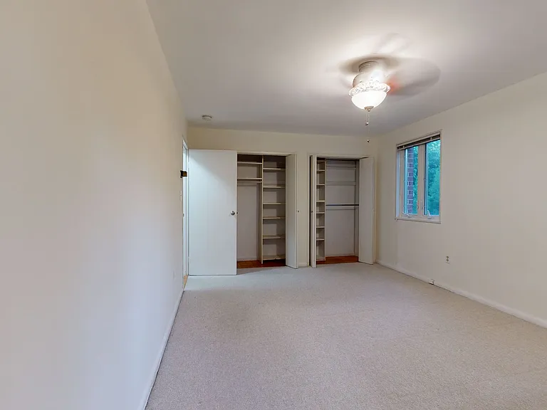 2400 41st St NW #208 — Photo 28