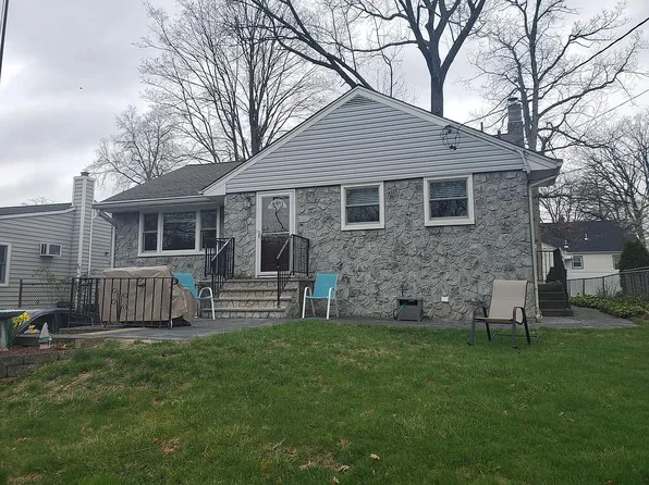 65 Maplewood Ave, Wayne, NJ 07470
