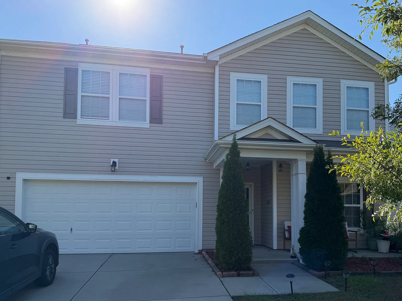 5 bed, 3101 sqft, $2,750 — Photo 1