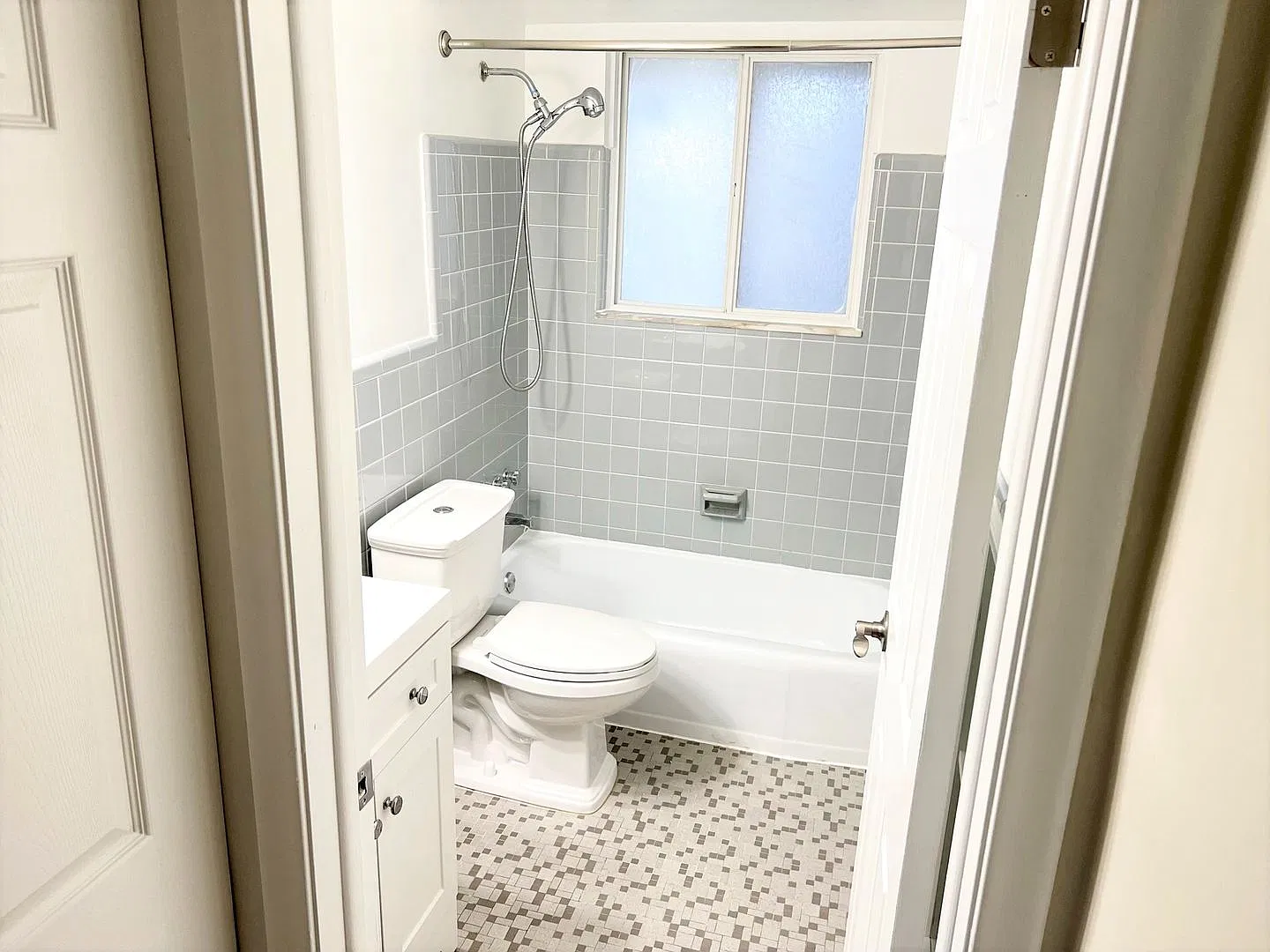 Clawson Park Apartments — Photo 4