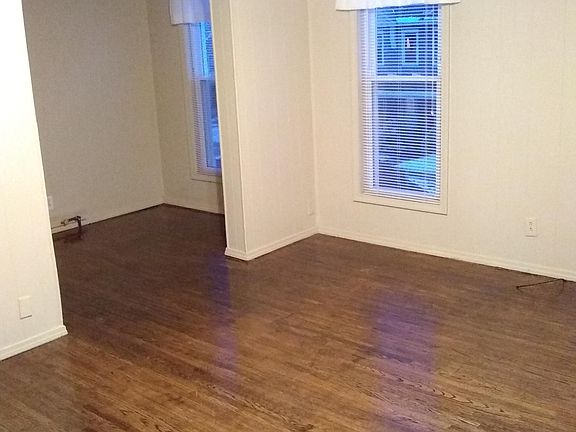 4th image of 675 1/2 W 11th St