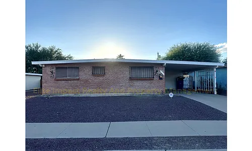 3811 N Reno Ave Photo 1
