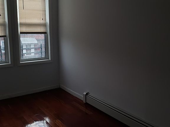 5th image of 951 E 89th St #2