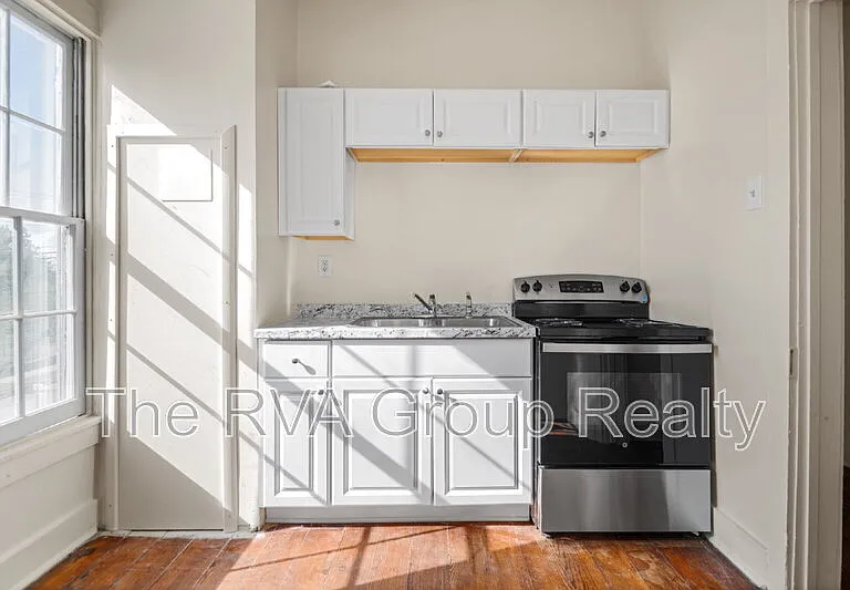 25 S Jefferson St #A — Photo 6